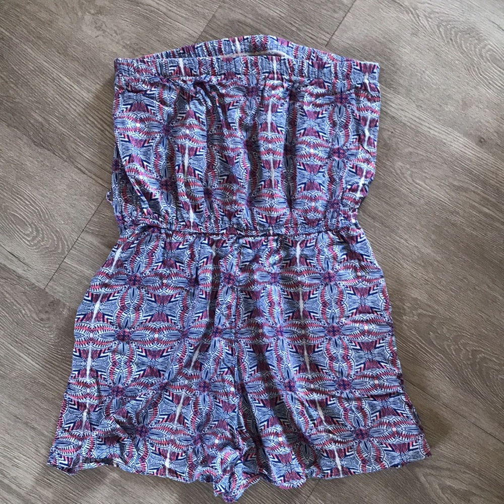 Romper - Picture 2 of 2